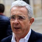 El expresidente colombiano Álvaro Uribe denuncia que preparan un atentado en su contra
