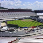 Bristol Motor Speedway siendo preparada para partido de MLB