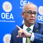 El secretario general de la Organización de Estados Americanos (OEA), Albert Ramdin, AFP