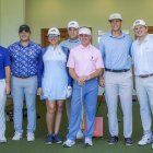 Andrés Marranzini y Sean Foley, junto a participantes de la clínica.