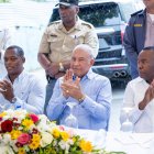 Ministro Bautista entrega camiones compactadores en La Romana y Boca Chica
