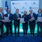 José Mármol, Amauris Vásquez, Christopher Paniagua, Rosa Hernández de Grullón, Felipe Vicini y Carlos León.