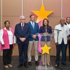 Miembros  del PLD durante la  rueda de  prensa