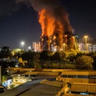 Edificios en llamas en Tai Po, Hong Kong, China, este miércoles 26 de noviembre