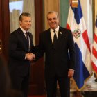 El presidente Luis Abinader habla en el Palacio Nacional tras sostener una reunión con Secretario de Defensa de Estados Unidos, Pete Hegseth.