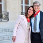 Bill  y Melinda Gates luego de recibir la Legión de Honor (EFE)
