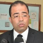 Piloto Affe Gutiérrez demanda al Estado por RD$ 100 millones