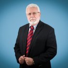 Economista Eduardo Klinger aborda temas de geopolítica a nivel mundial y cataloga final de año.