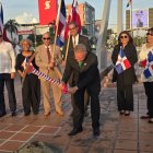 Wilson Gómez Ramírez, da el primer picazo junto a directivos del ID.