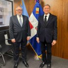 Jack Christofides y el canciller Roberto Álvarez