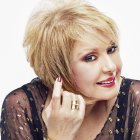 Nancy Álvarez dice fue engañada muy joven por Fidel Castro