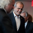 Masoud Pezeshkian, presidente de Irán, asiste a la Asamblea General de Naciones Unidas en la sede de la ONU el 25 de septiembre de 2025.