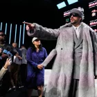 |  Bad Bunny, artista del espectáculo de medio tiempo del Super Bowl LX de Apple Music, se retira de una conferencia de prensa el jueves 5 de febrero de 2026 en San Francisco, antes del partido del Super Bowl 60 de la NFL entre los Seattle Seahawks y los New England Patriots. (Foto AP/Godofredo A. Vásquez)