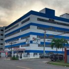 Centro Médico Moderno.