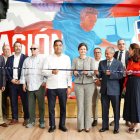 La vicepresidenta  Raquel Peña corta cinta, junto a Hipólito Mejía, Kelvin Cruz,  José Francisco Deschamps, Manuel Estrella, Janet Rivera, Gary Bautista, entre otros.