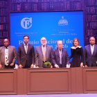 José Alcántara, Manuel Núñez, Roberto Salcedo, Pedro Vergés, José Luis Corripio, Ana Corripio, Daniel Balcárcel y Carlos Veitía.  HOY/  Alberto Calvo.