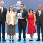 Autoridades públicas y privadas en el lanzamiento del plan de Atracción de IED TIC.