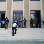 Refuerzan seguridad en el Palacio de Justicia de Ciudad Nueva por inicio de audiencia contra hermanos Espaillat