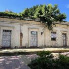 Edificio que ocupó el Liceo Dominicano, en total abandono ¡y en venta!