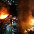 Voraz incendio consume fábrica de aceite en San Cristóbal