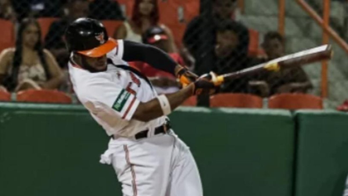 Bryan De la Cruz decidió para los Toros con su jonrón