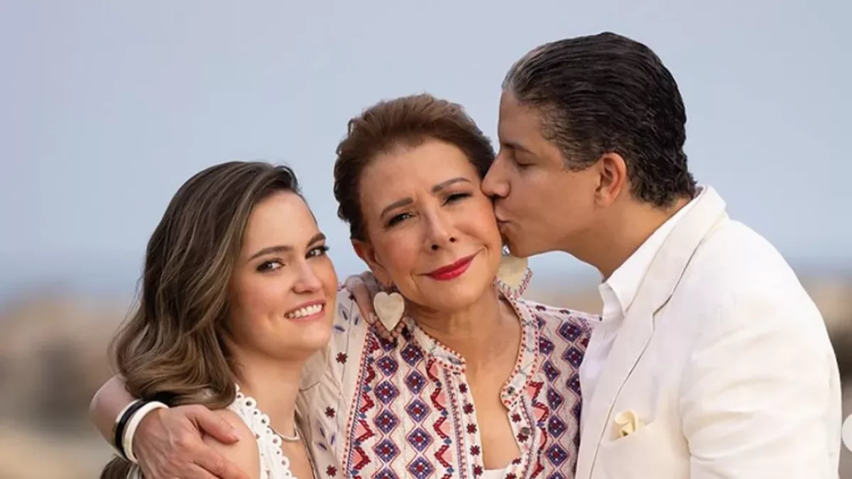Melba Grullón, Alexandra Grullón y Eduardo Guarionex Estrella