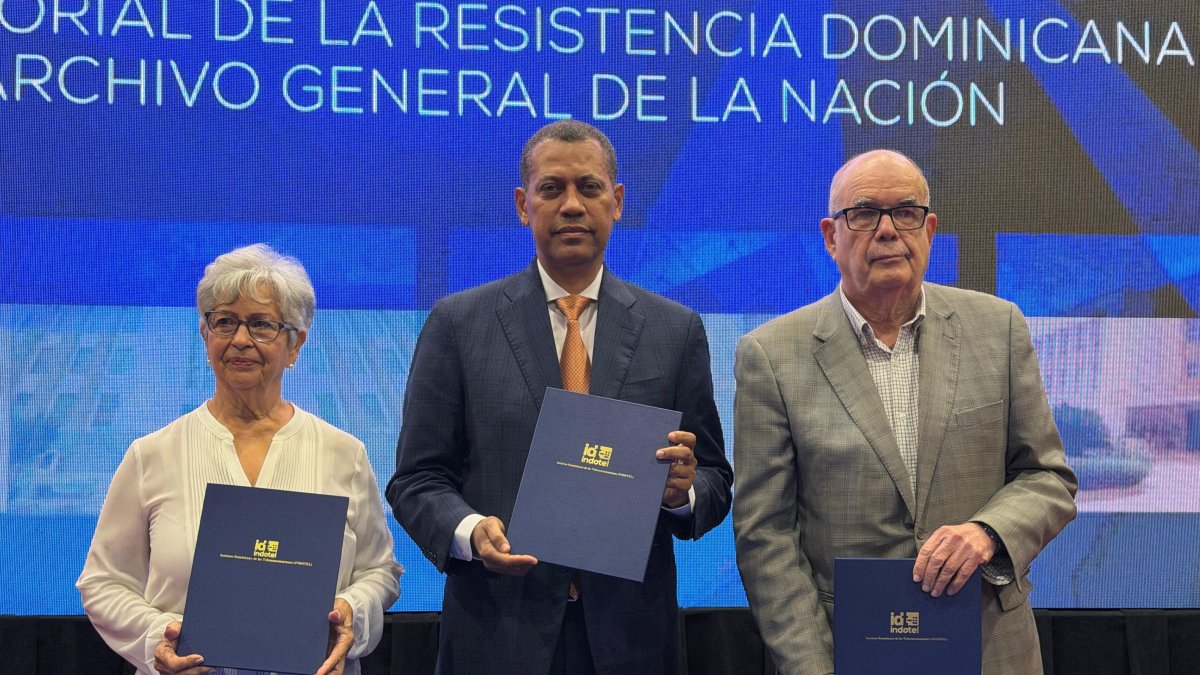 Firma acuerdo Indotel