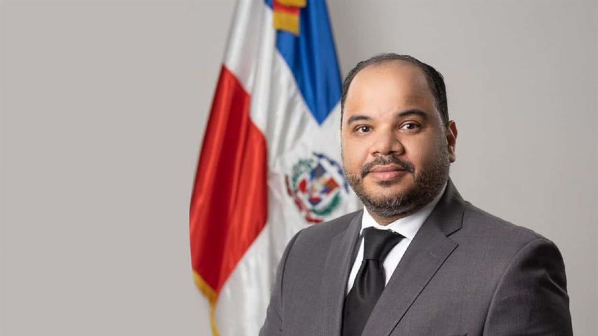 Pablo Ulloa dice ineficiencia pública tiene un costo oculto que pagan los ciudadanos.