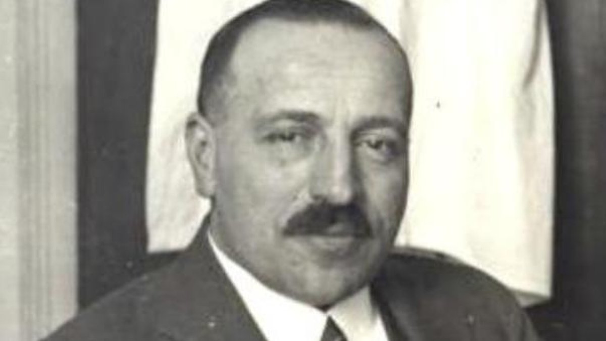 George Papanicolau