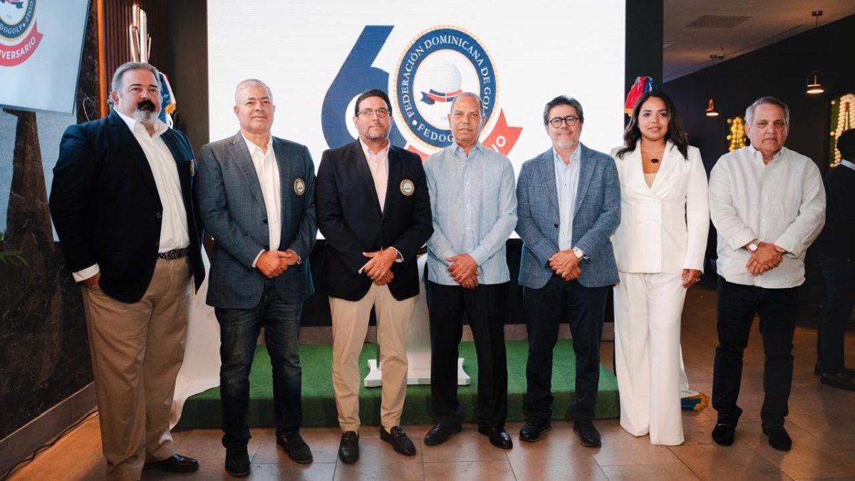Desde la izquierda Federico Lebrón, Luis José Placeres, Enrique Valverde, Gary Bautista, Robert Guerra, Franchesca Páez y Edmundo Gracia.