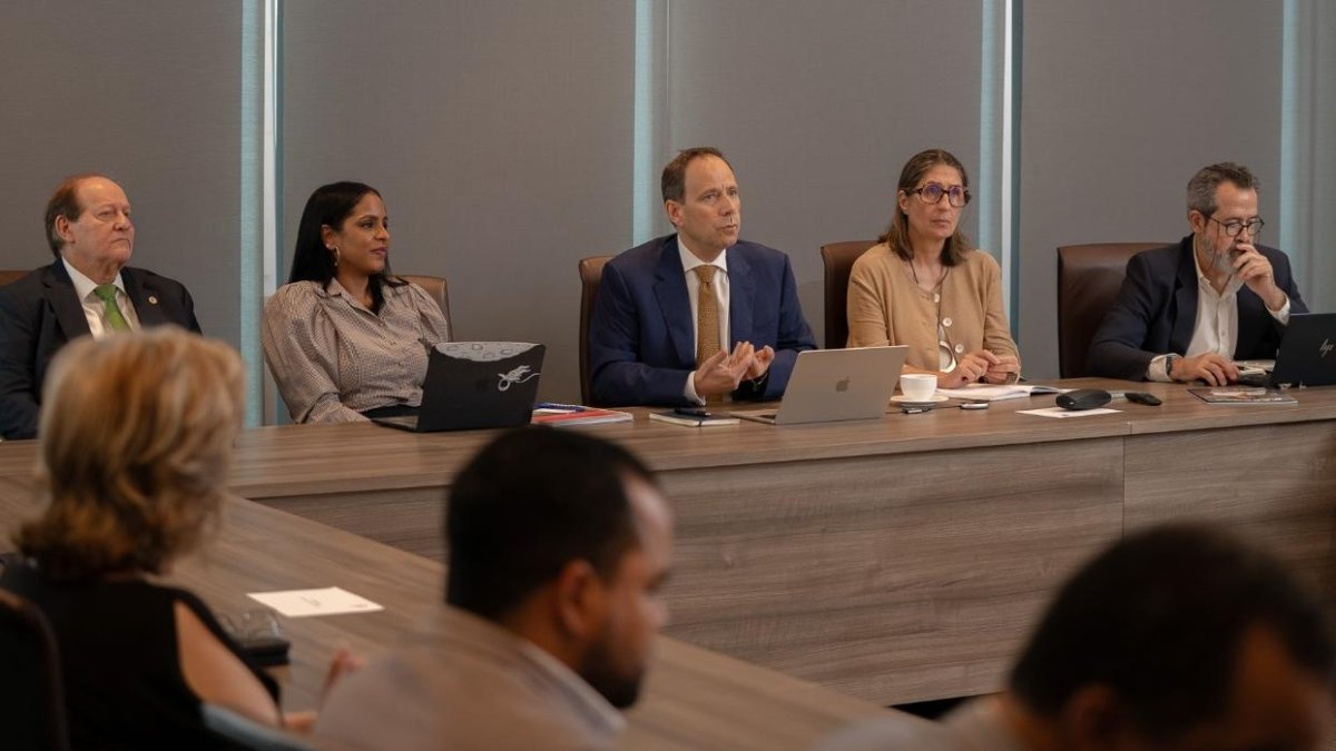 Directivos de la ABA y Reputation Lab presentan resultados estudio.