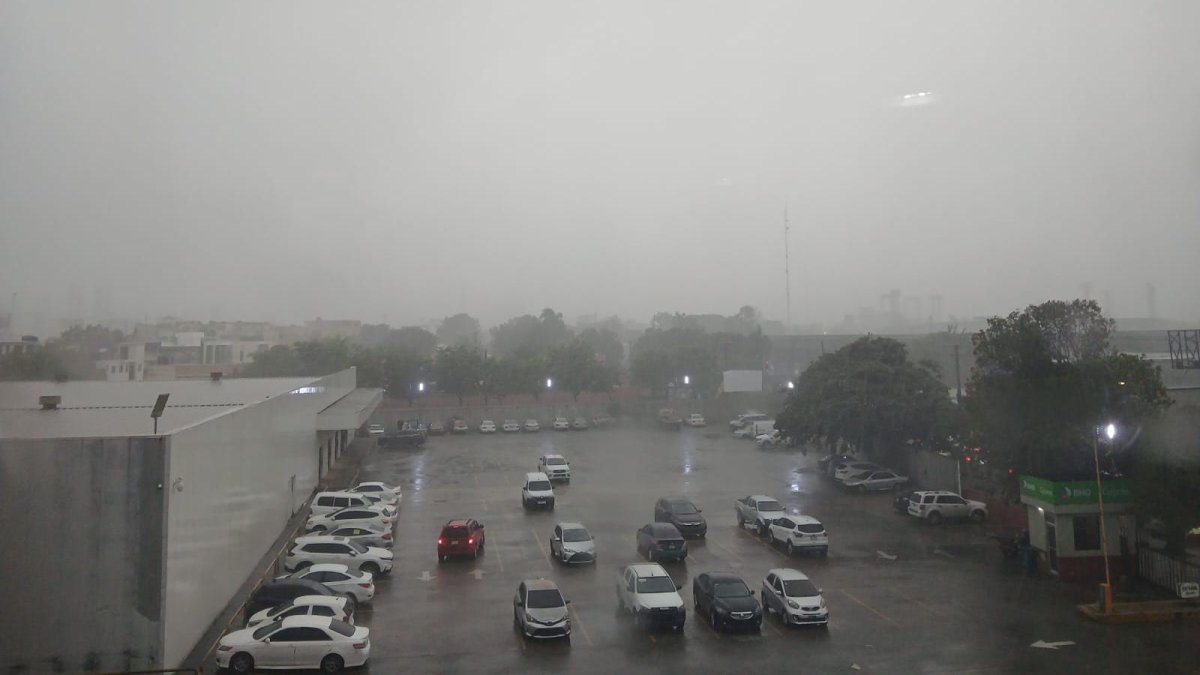 La vaguada se siente con ráfagas de viento.