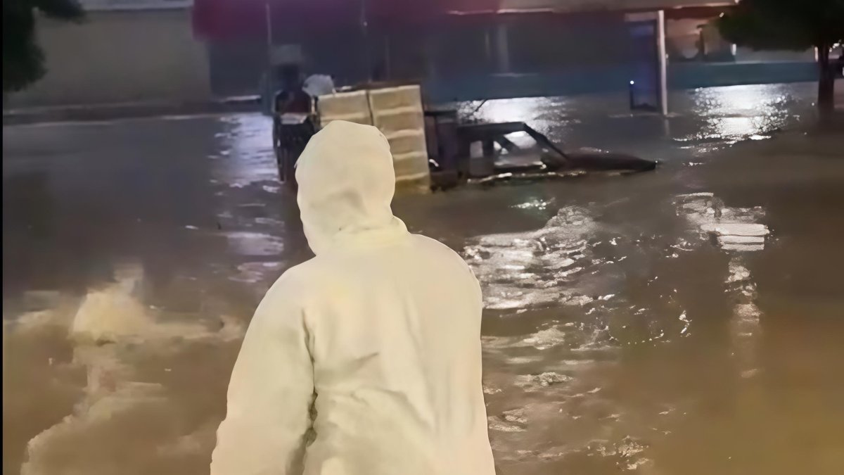 El COE puso a 16 provincias y el Distrito Nacional en alerta por la vaguada.