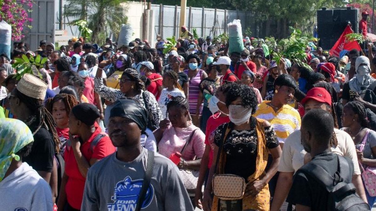 Trabajadores protestan en Puerto Príncipe, Haití.  EFE