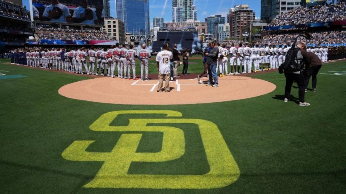 Los San Diego Padres anuncian acuerdo de venta por un récord de 3.900 millones de dólares