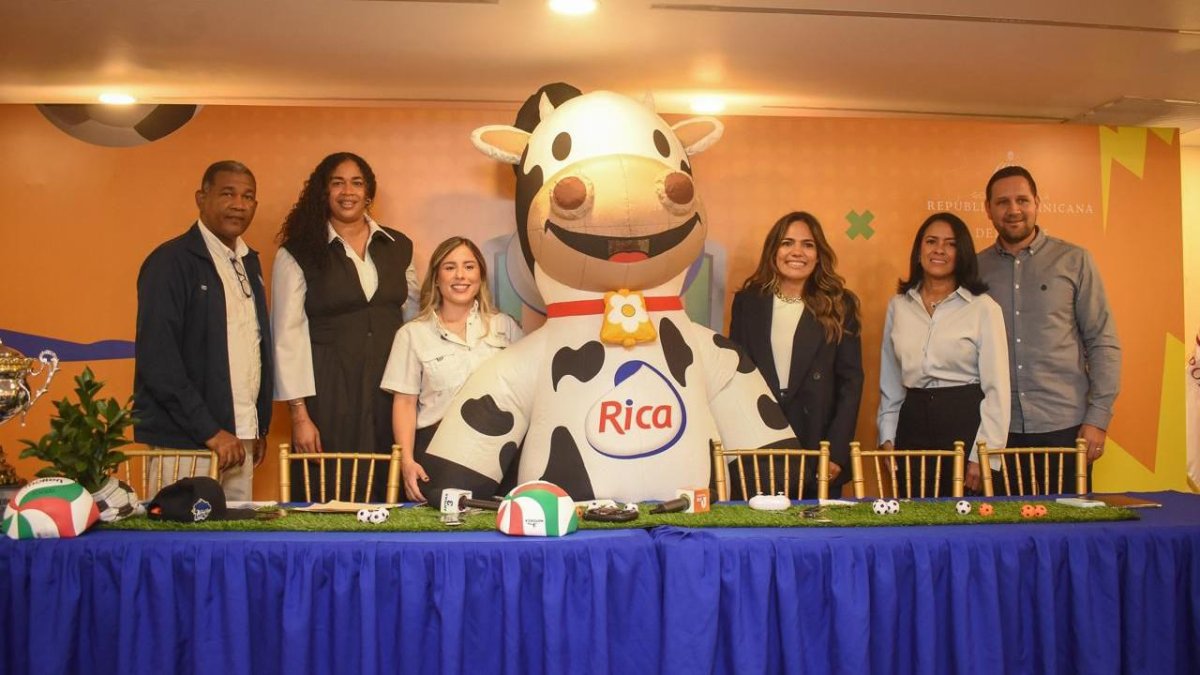 Vicente Paniagua, Director Técnico de Voleibol, Marianne Fersola