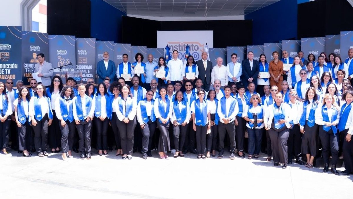 Instituto RTVD gradúa a 342 profesionales de áreas televisivas