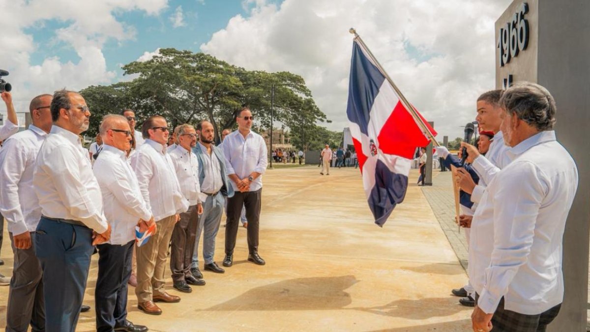 Plaza Constitución ya está abierta en Ciudad Juan Bosch