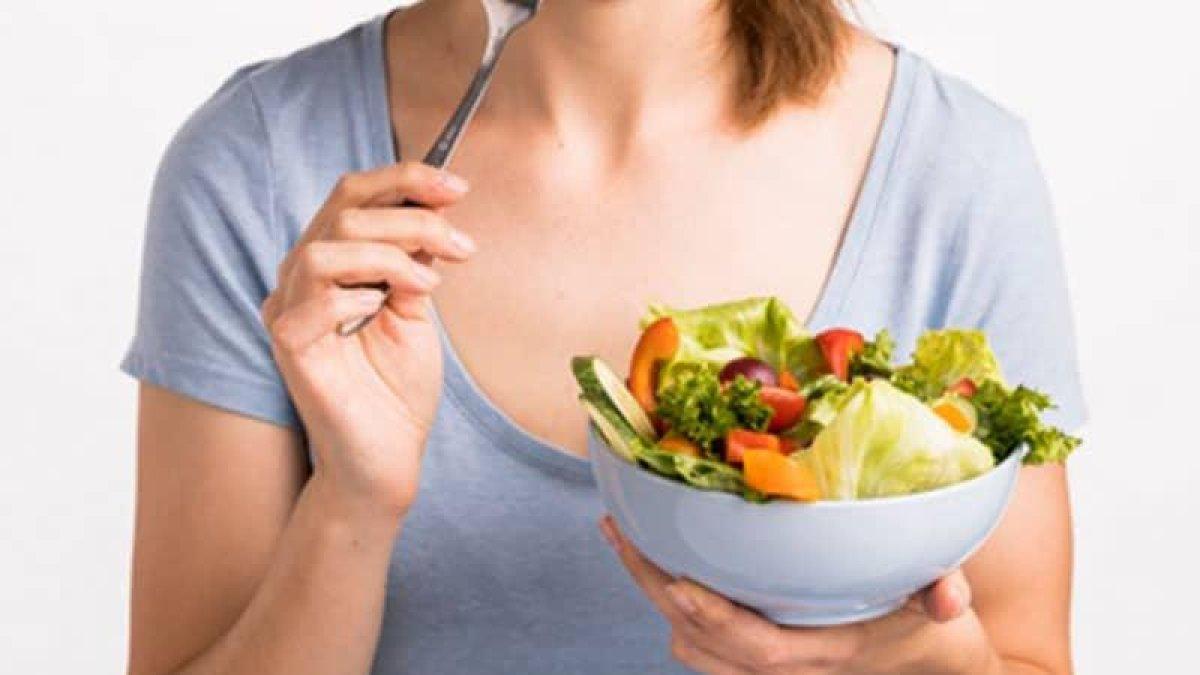 Los sorprendentes beneficios que tiene masticar bien los alimentos