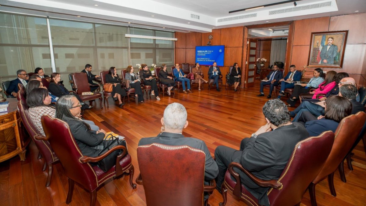 Poder Judicial acuerda con Hacienda una indexación salarial para el personal judicial