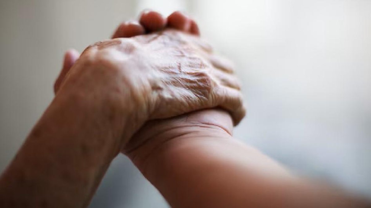 “Mi mamá nunca descansó”: hijos adultos descubren los sacrificios invisibles de sus madres