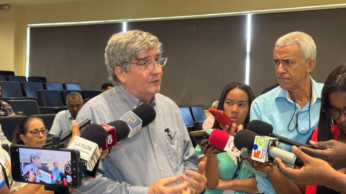 Precios combustibles no están subsidiados en RD: José L. Mor