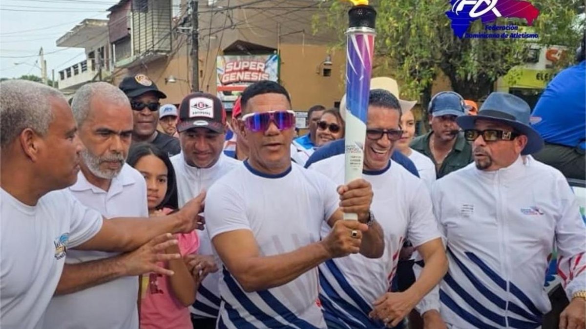 Antorcha recorre varias provincias en el Cibao