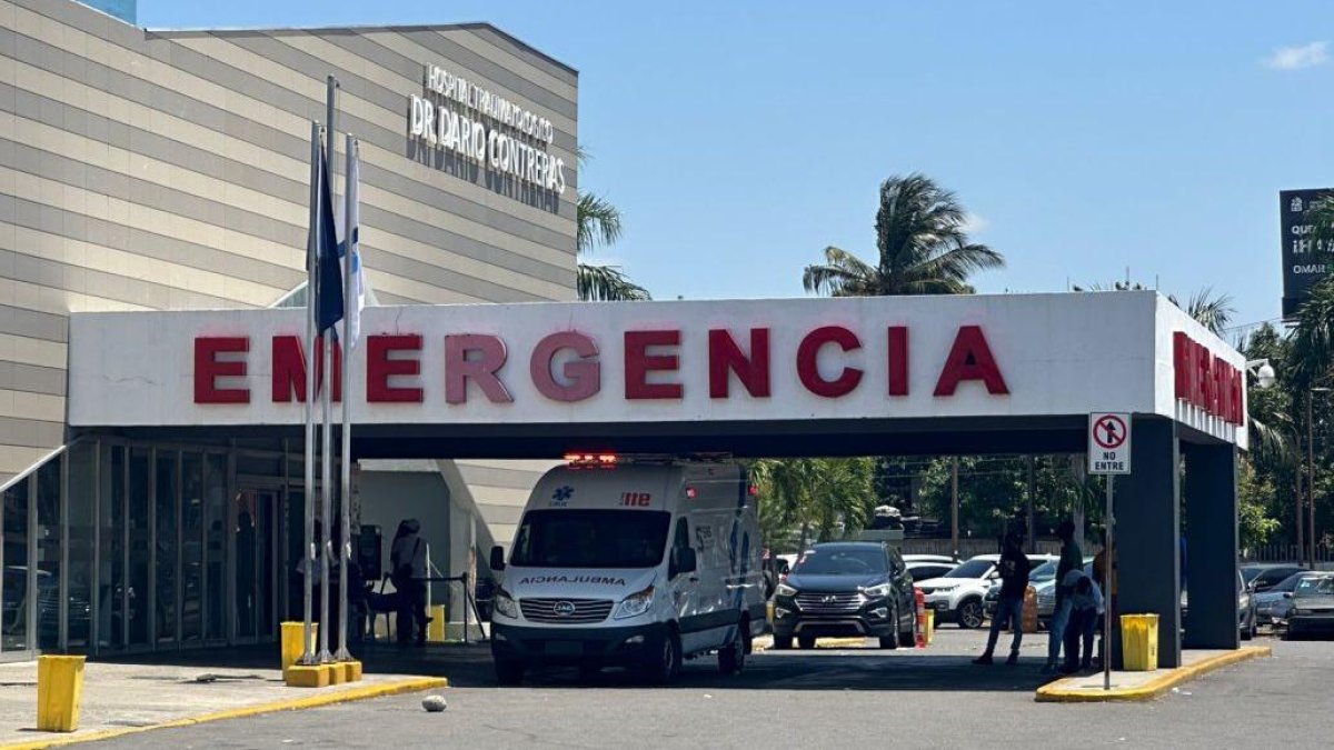 Una fuente confió al periódico Hoy que el hombre es un sargento mayor del Ejército de la República Dominicana (ERD), identificado como Tony Vallejo.