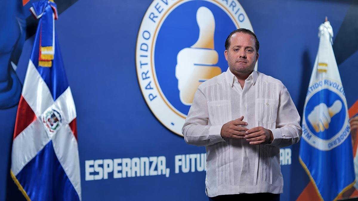 Paliza pidió a la Junta Central Electoral que haga cumplir la ley.
