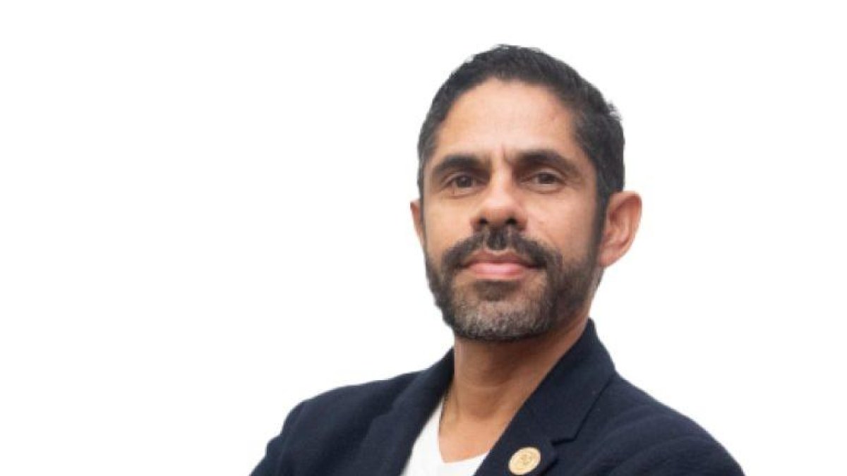 Luis Restituyo presidente del Colegio de Cirujanos
