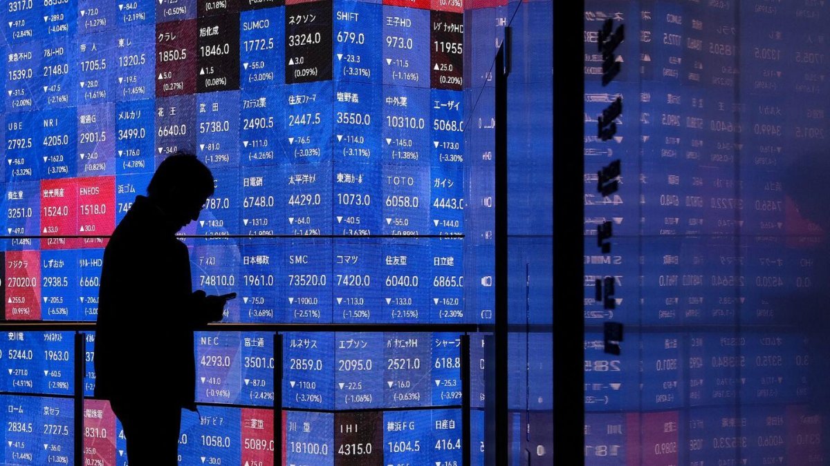 Cómo arrancan los mercados este lunes? Estas son las señales que siguen los inversionistas