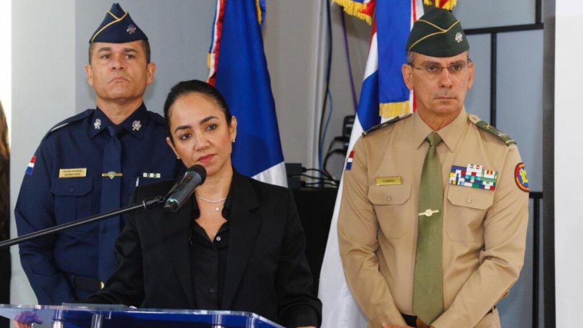 Faride Raful descarta renunciar y reafirma compromiso con reforma policial