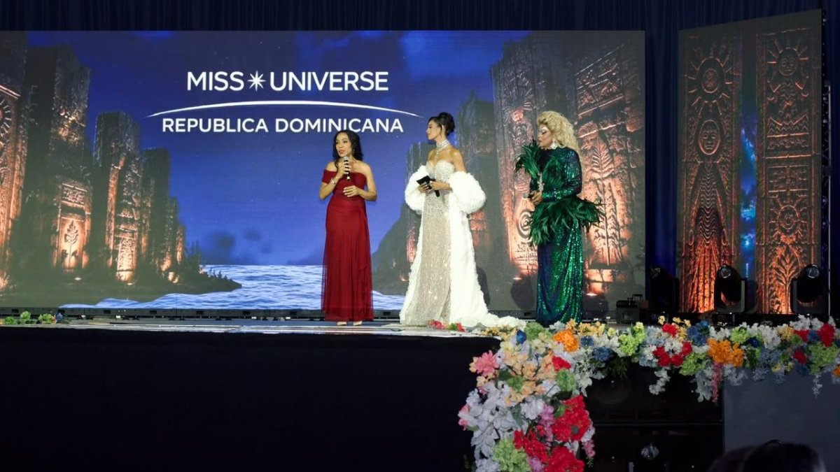 La creatividad dominicana deslumbra en la Competencia de Trajes Típicos del Miss Universo RD 2026