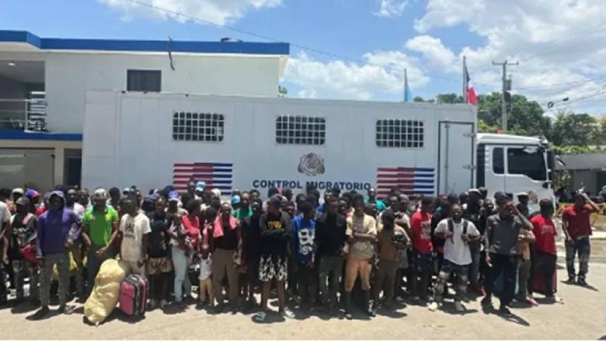 Indocumentados detenidos por  Migración.